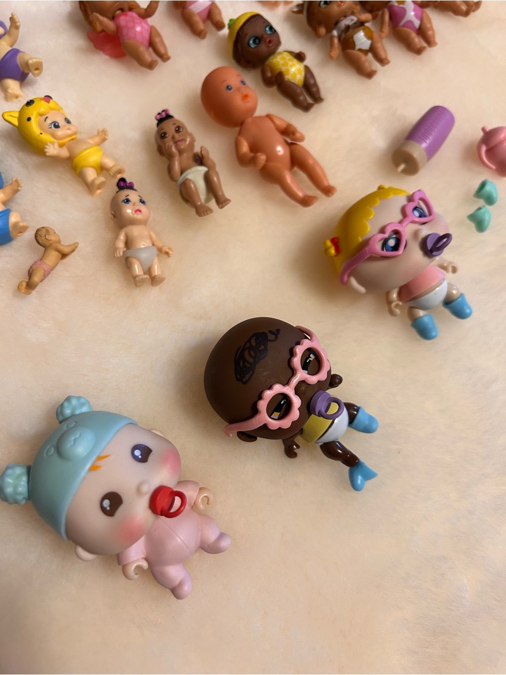 Assorted Mini Baby Dolls Set - Multicolor - Picture 6 of 6